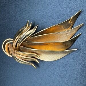 Vintage Gold Tone Leaf Brooch 3 inch‎ Statement Pin 23g Minimalist Unisex Brooch